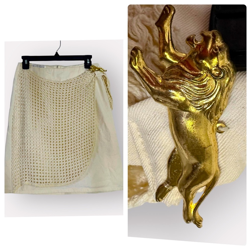 80s Vintage Crochet Canvas Skirt with Lion Broach
